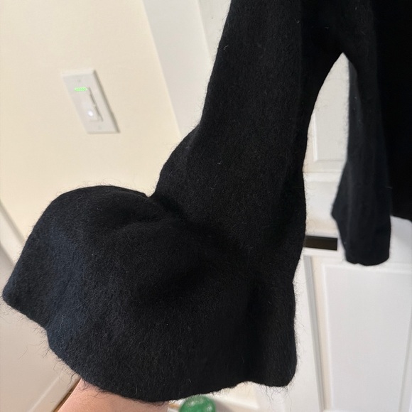 3.1 Phillip Lim Classic Black Crew Neck Bell Sleeve Wool&Alpaca Sweater - Picture 5 of 8